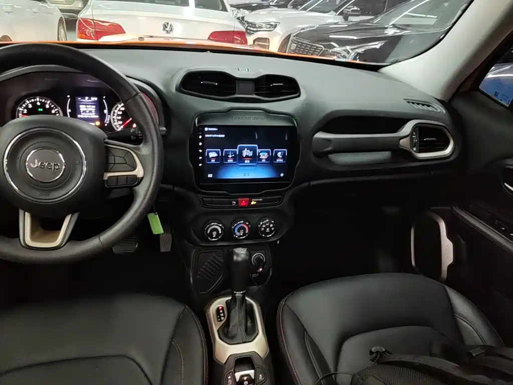 Jeep Renegade — миниатюра 13