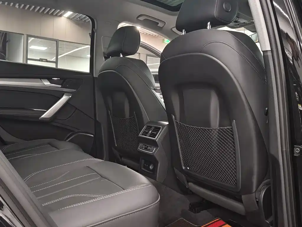 Audi Q5L — миниатюра 7