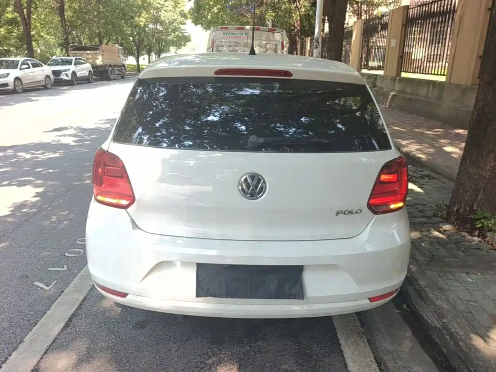 Volkswagen Polo — миниатюра 6