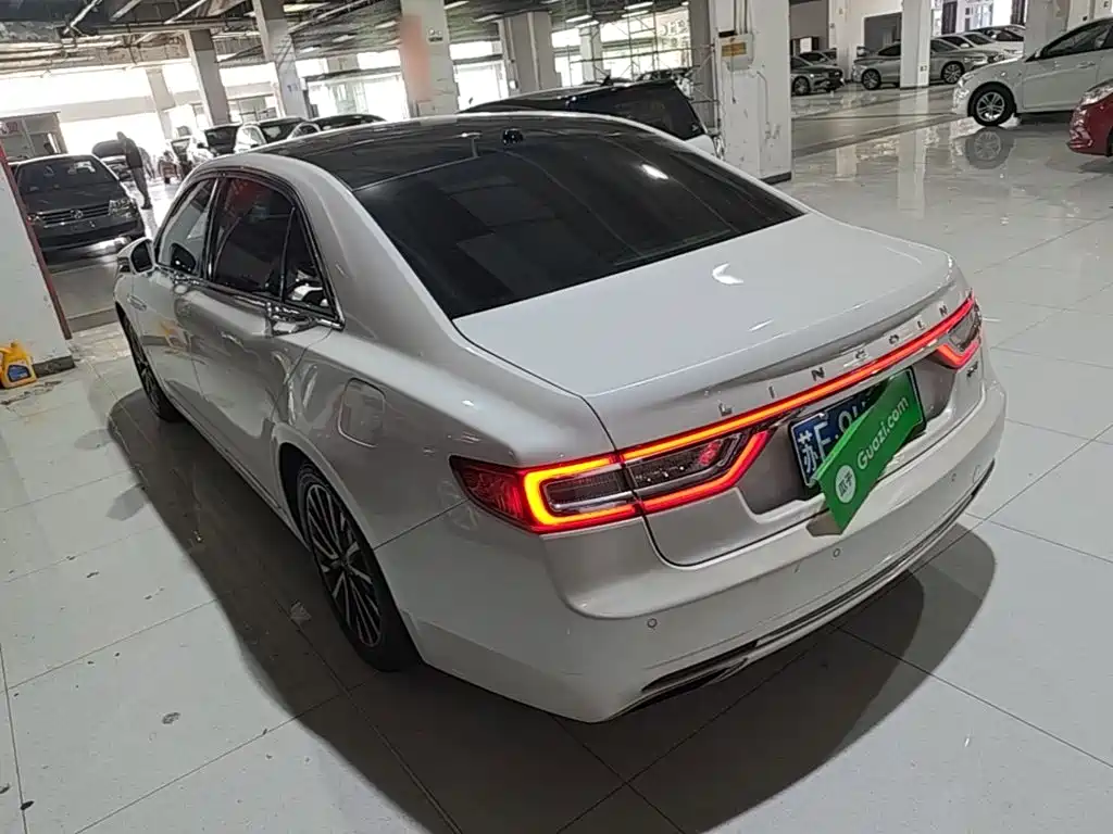 Lincoln Continental — миниатюра 5