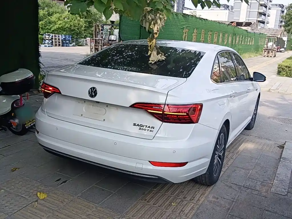 Volkswagen Sagitar — миниатюра 7