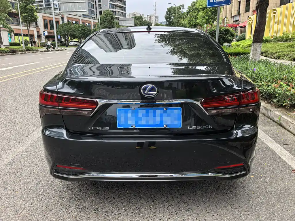 Lexus LS 2021 500h Executive
