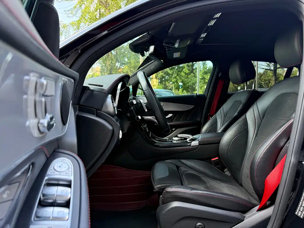 Mercedes-Benz GLC Coupe AMG — миниатюра 16