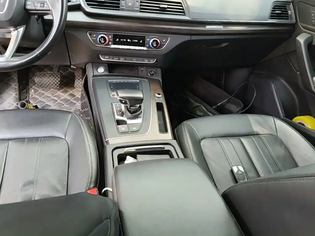 Audi Q5L — миниатюра 14