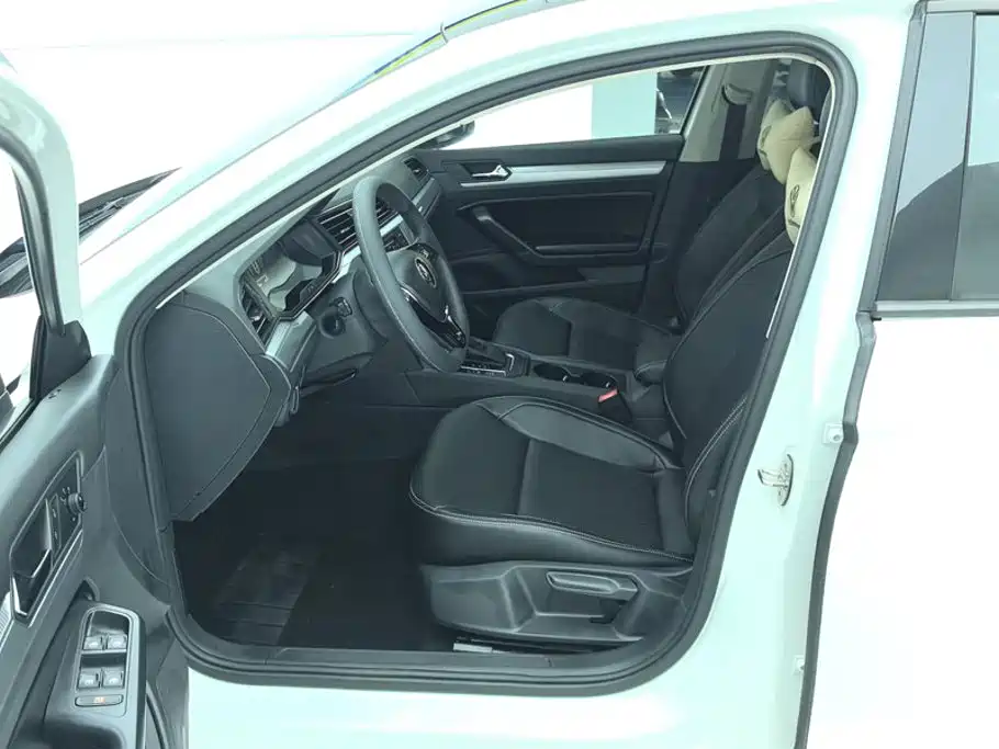 Volkswagen Lamando — миниатюра 9