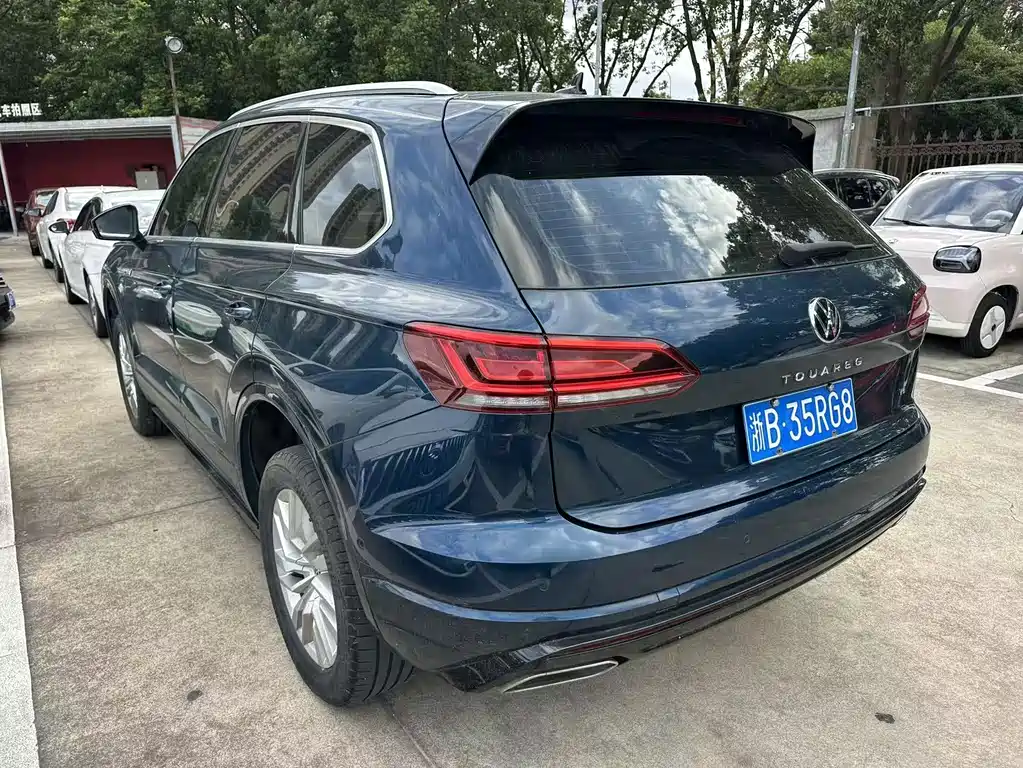 Volkswagen Touareg — миниатюра 7