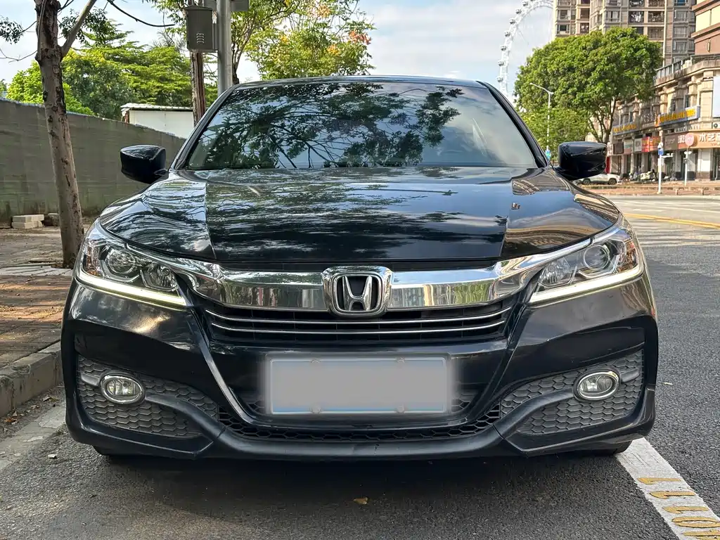 Honda Accord — миниатюра 6
