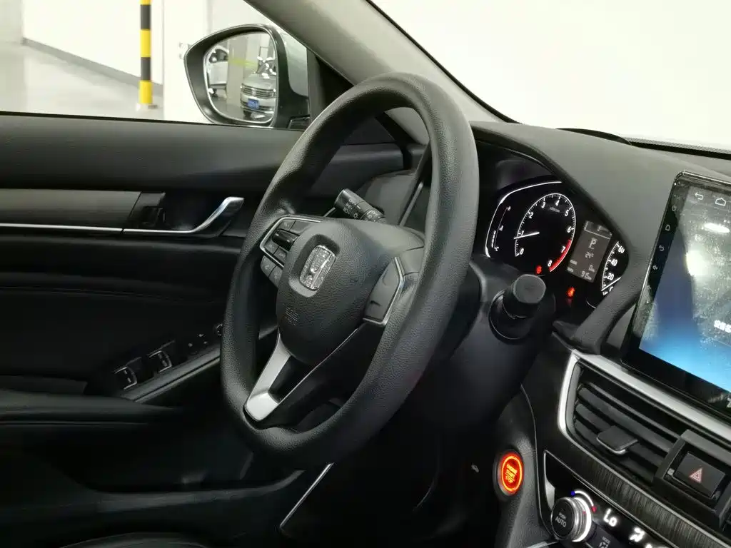 Honda Accord — миниатюра 22