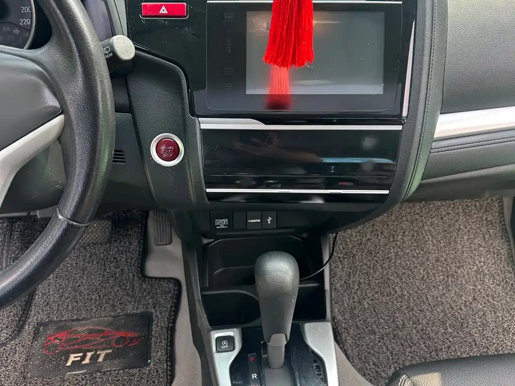 Honda Fit — миниатюра 21