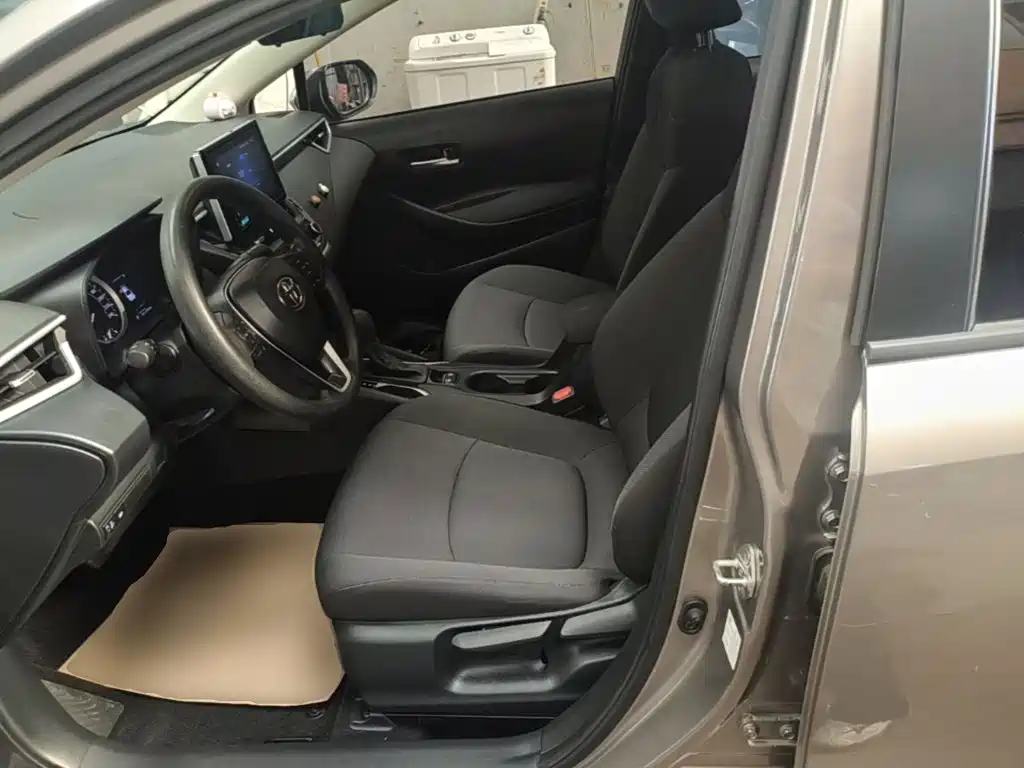 Toyota Corolla — миниатюра 15