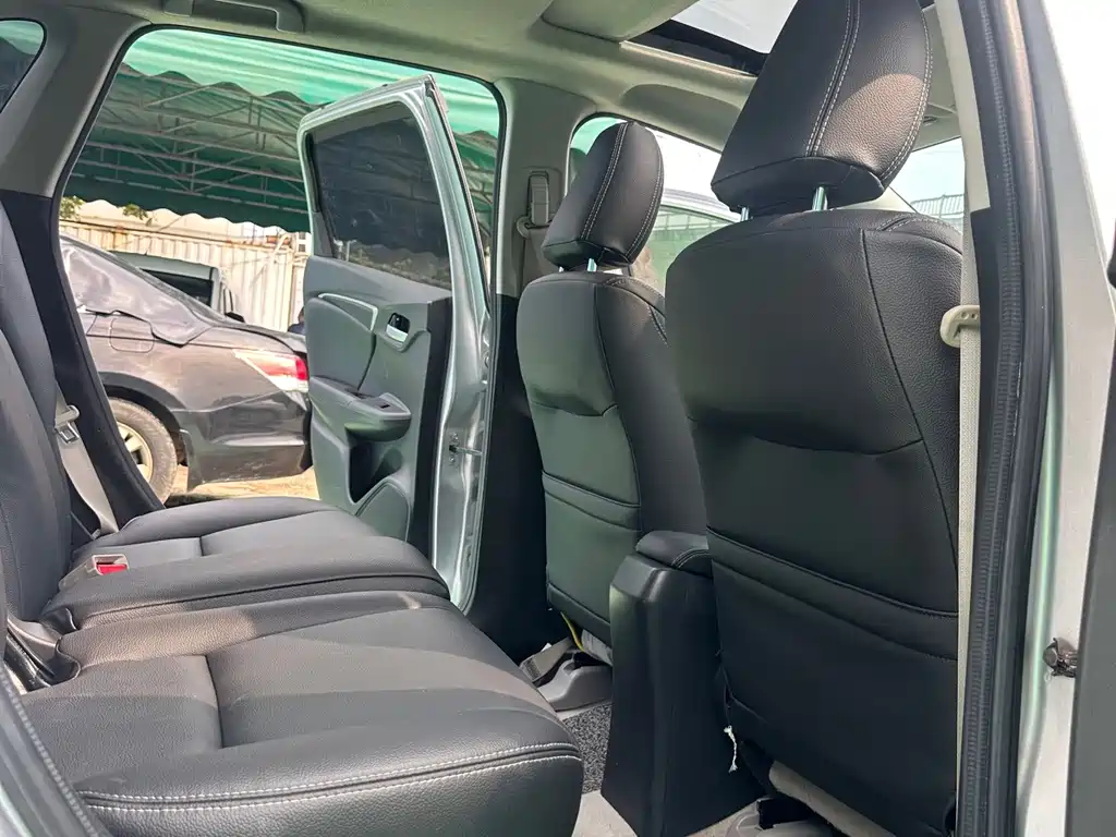 Honda Fit — миниатюра 12