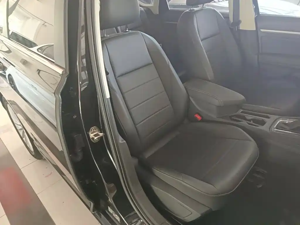 Volkswagen Lavida — миниатюра 25