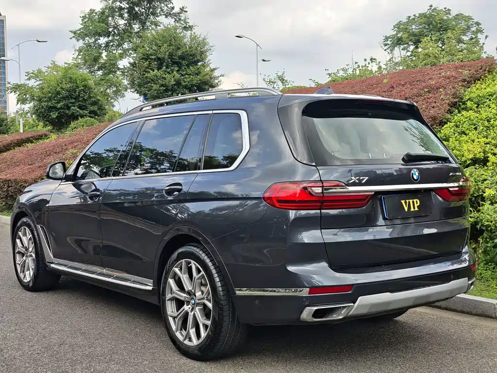 BMW X7 — миниатюра 18