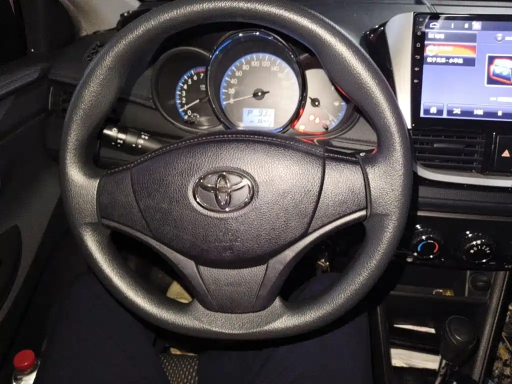 Toyota Vios FS — миниатюра 7