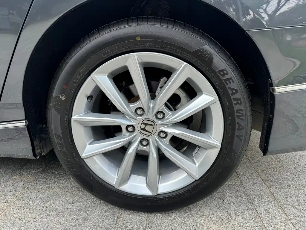 Honda Accord — миниатюра 20