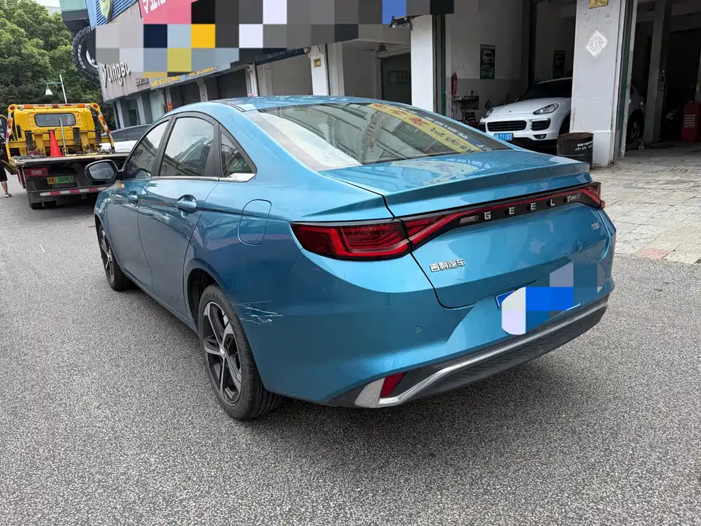 Geely Emgrand L — миниатюра 6