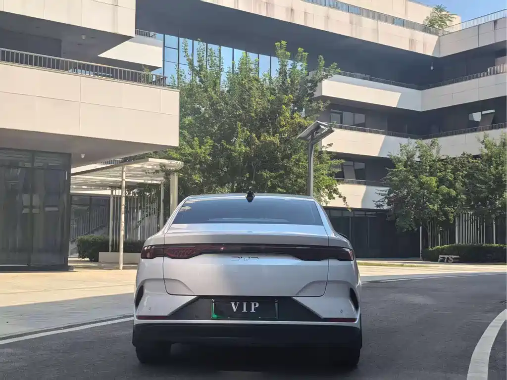 BYD Qin L — миниатюра 8