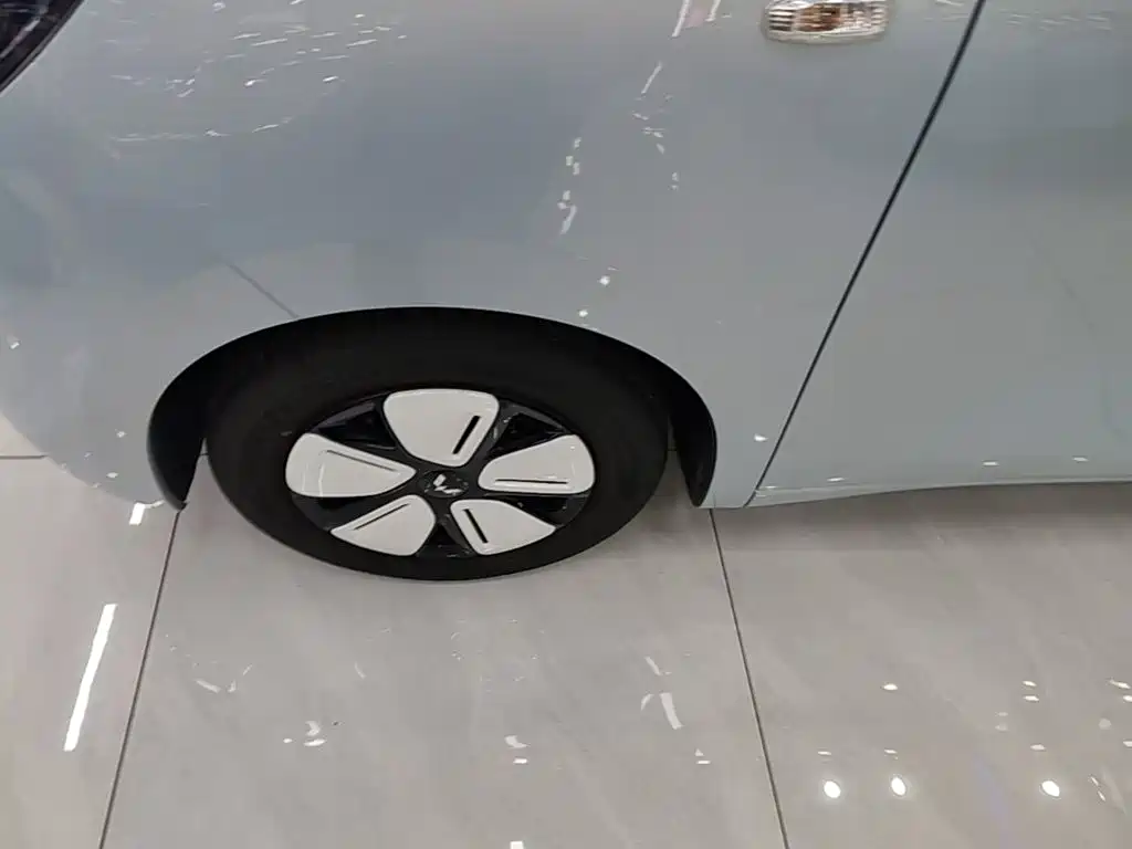 Wuling MINIEV — миниатюра 23