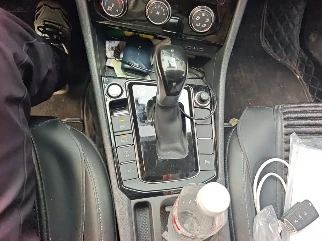 Volkswagen Sagitar — миниатюра 7