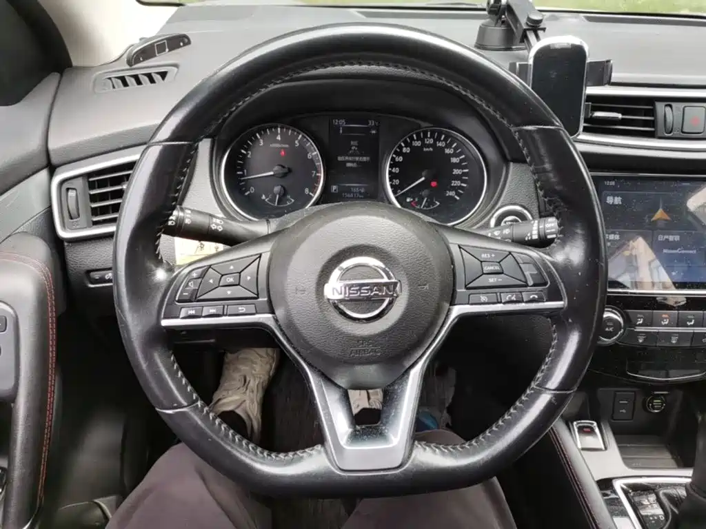 Nissan Qashqai — миниатюра 17