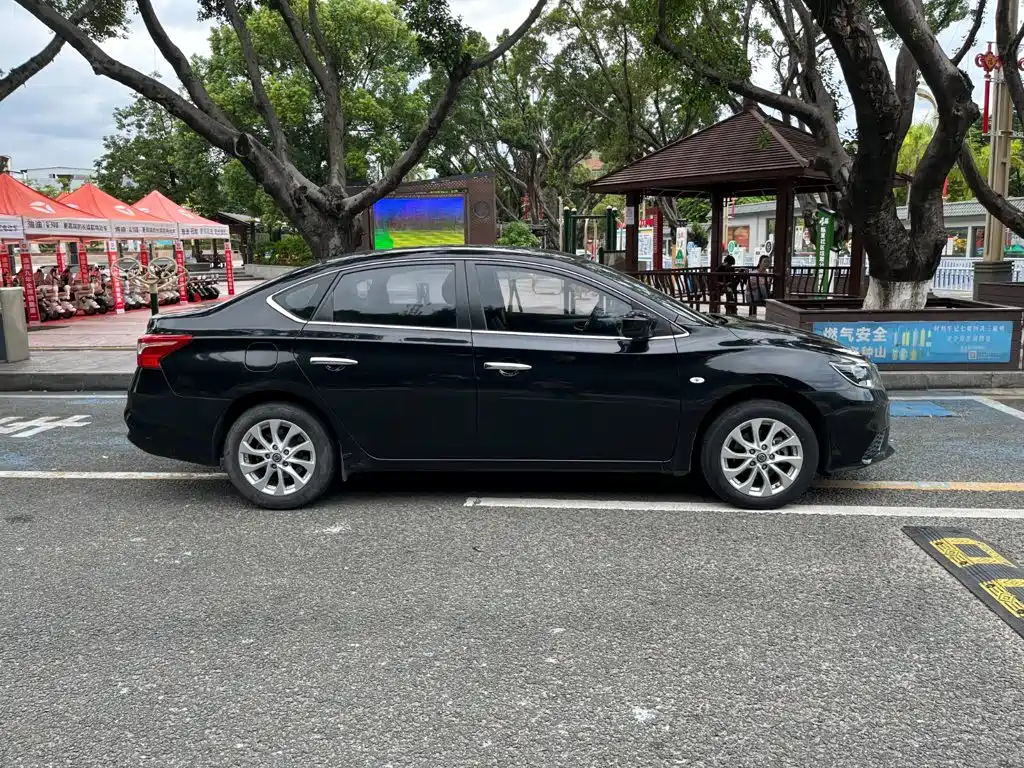 Nissan Sylphy — миниатюра 10