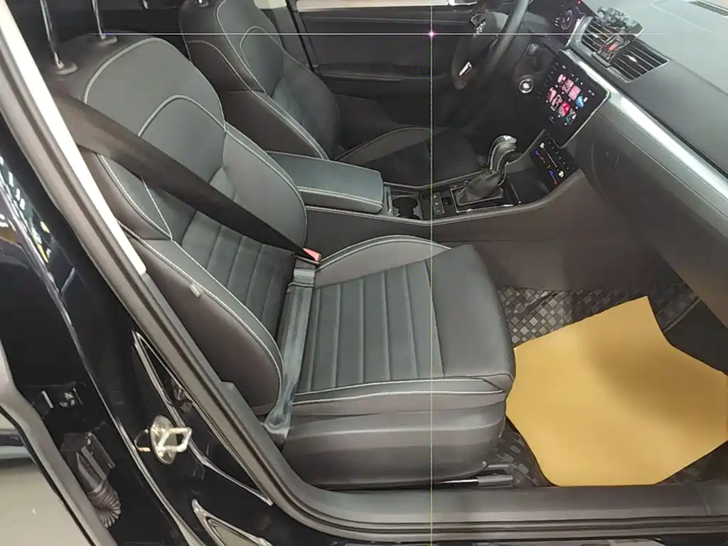Skoda Superb — миниатюра 25