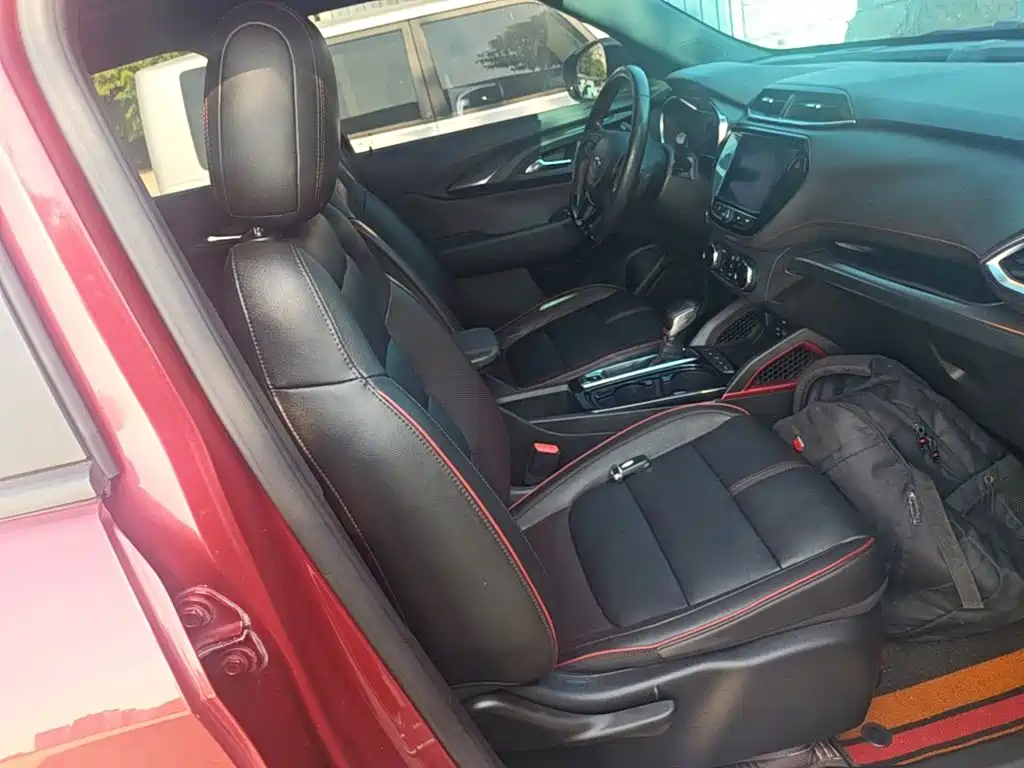 Chevrolet Tracker — миниатюра 25