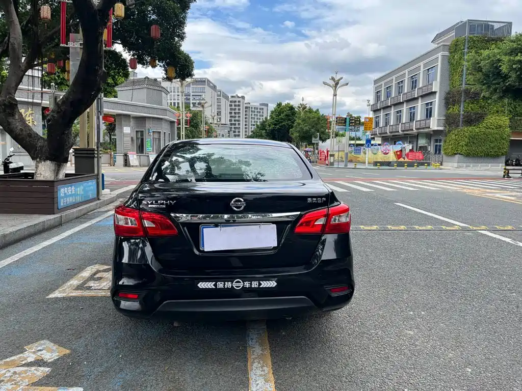 Nissan Sylphy — миниатюра 8