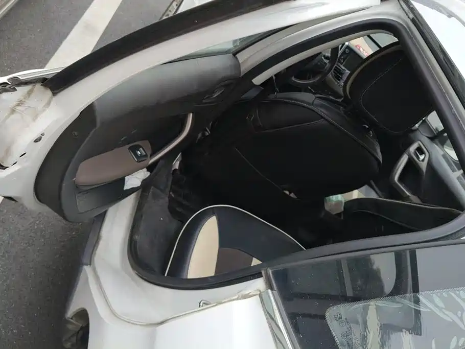 Peugeot 2008 — миниатюра 11