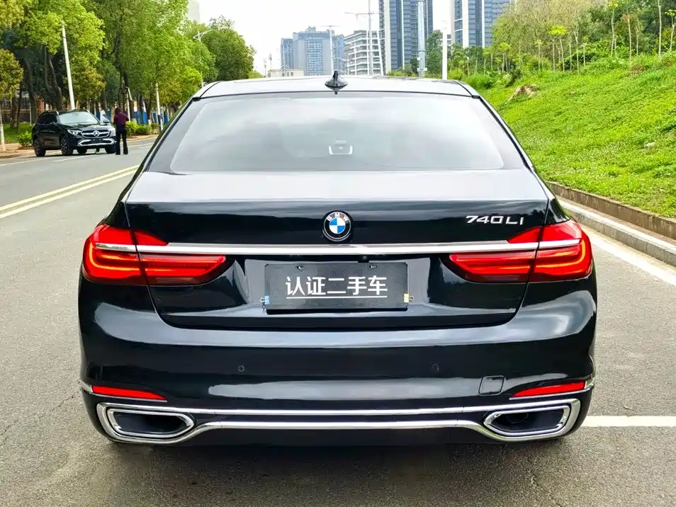 BMW 7 Series 7 2017 730Li Lead