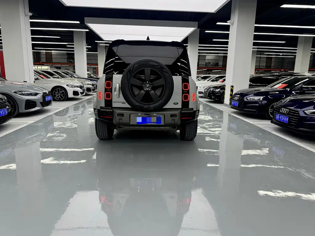 Land Rover Defender — миниатюра 14