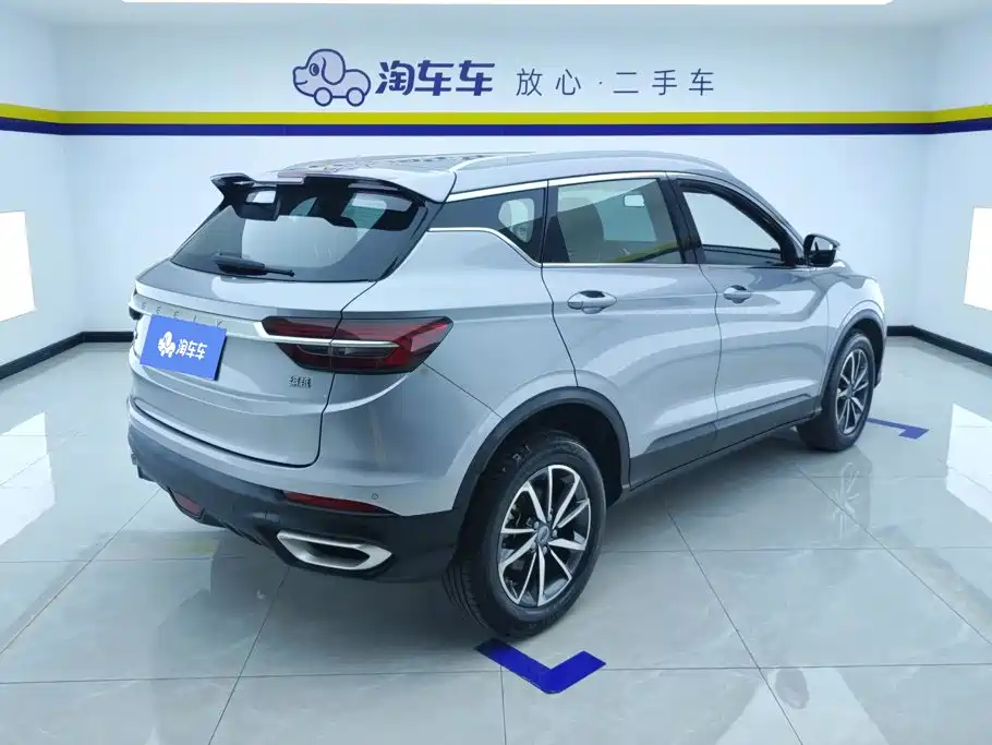 Geely Binyue — миниатюра 3