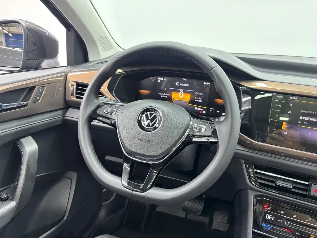 Volkswagen Tharu — миниатюра 12