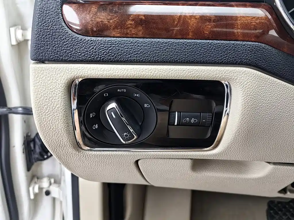 Skoda Superb — миниатюра 21