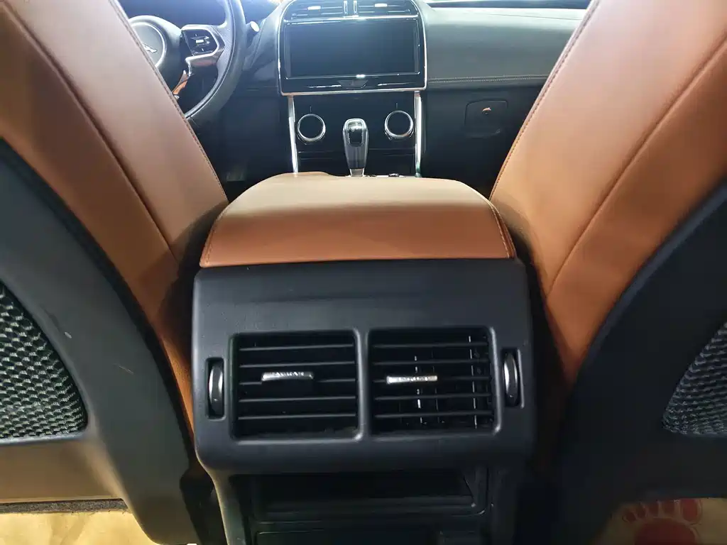 Jaguar XEL — миниатюра 9