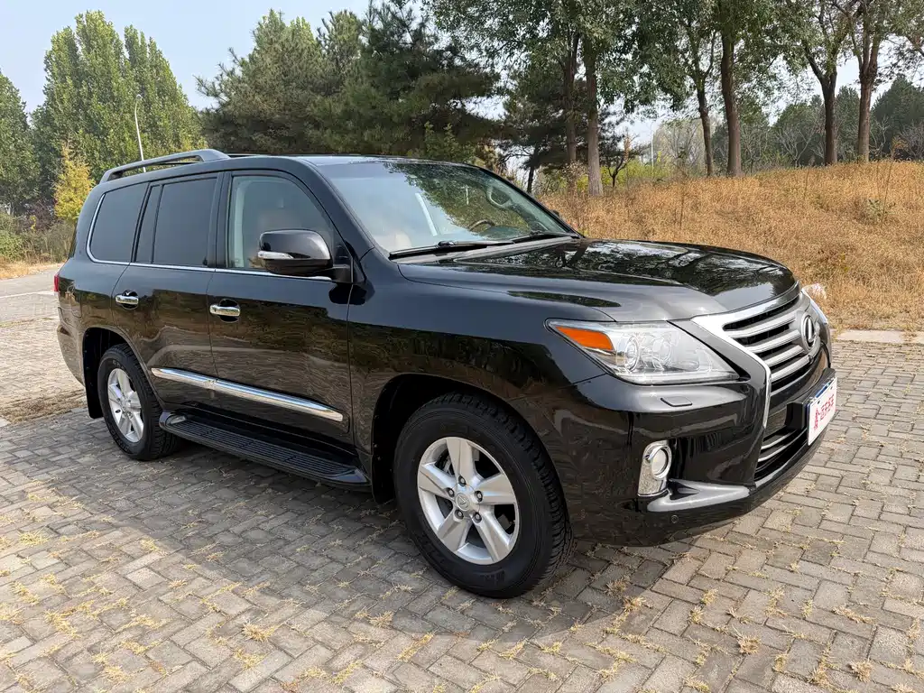 Lexus LX — миниатюра 5