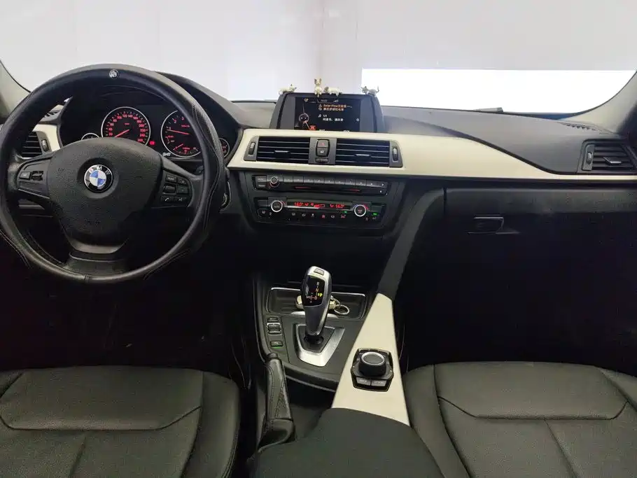 BMW 3 Series — миниатюра 12