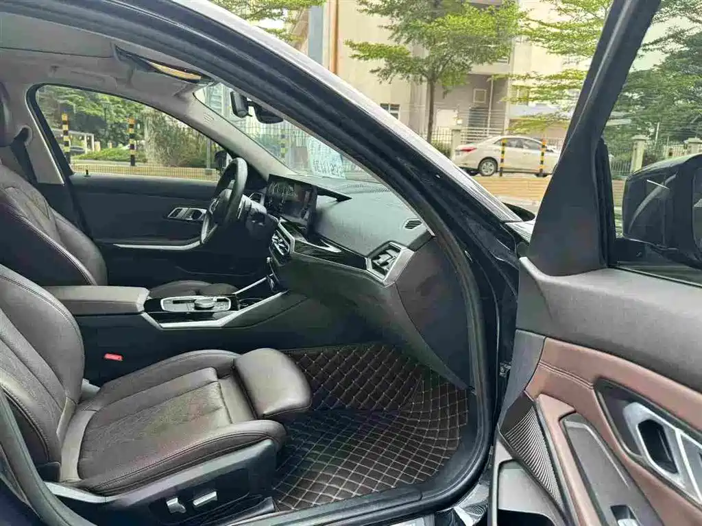 BMW 3 Series — миниатюра 8