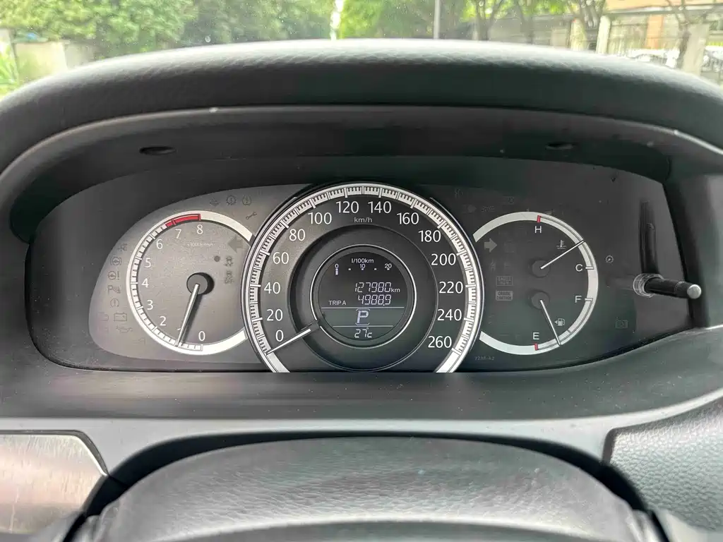 Honda Accord — миниатюра 7