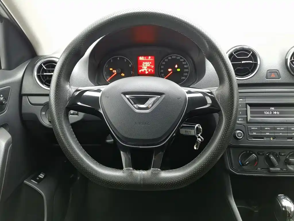 Jetta VA3 — миниатюра 11
