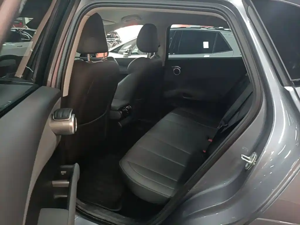 BYD Yuan Plus — миниатюра 17