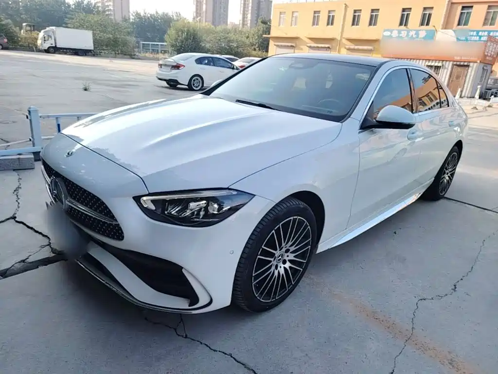 Mercedes-Benz C-Class — миниатюра 2