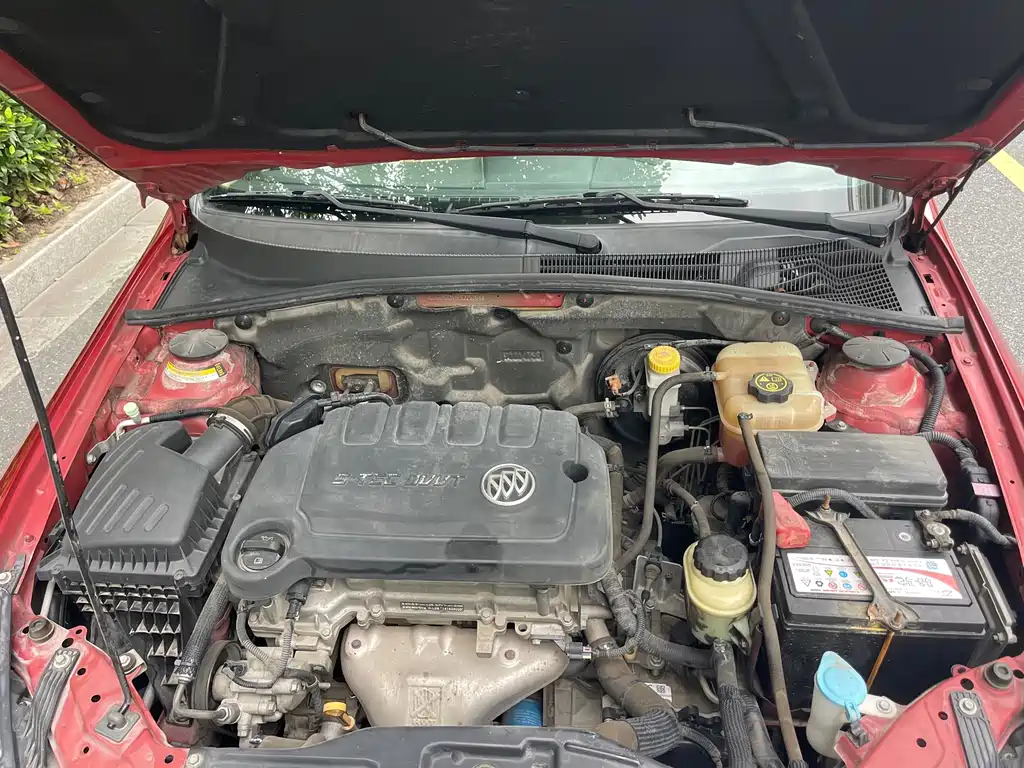 Buick Excelle — миниатюра 14