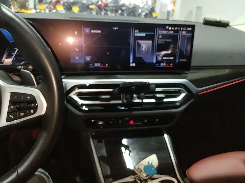 BMW 3 Series — миниатюра 13
