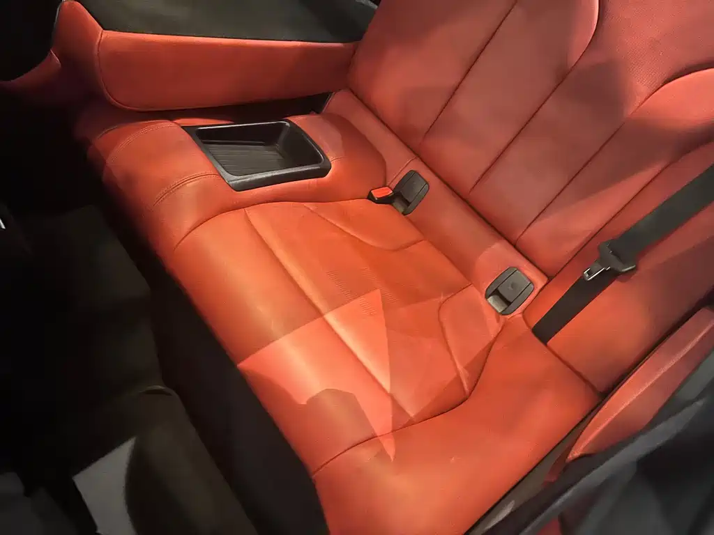 BMW M4 — миниатюра 8