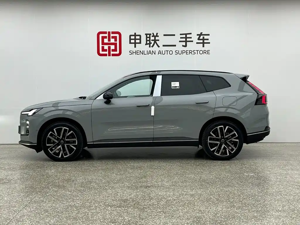 Volvo XC70 PHEV — миниатюра 3