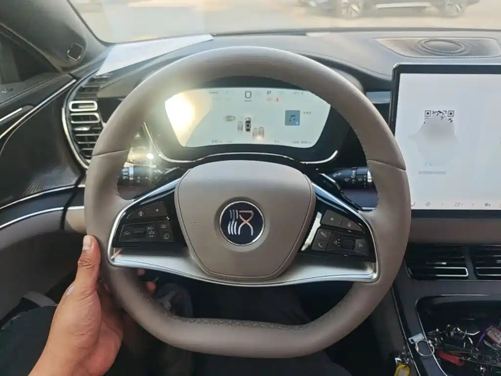 BYD Han — миниатюра 11