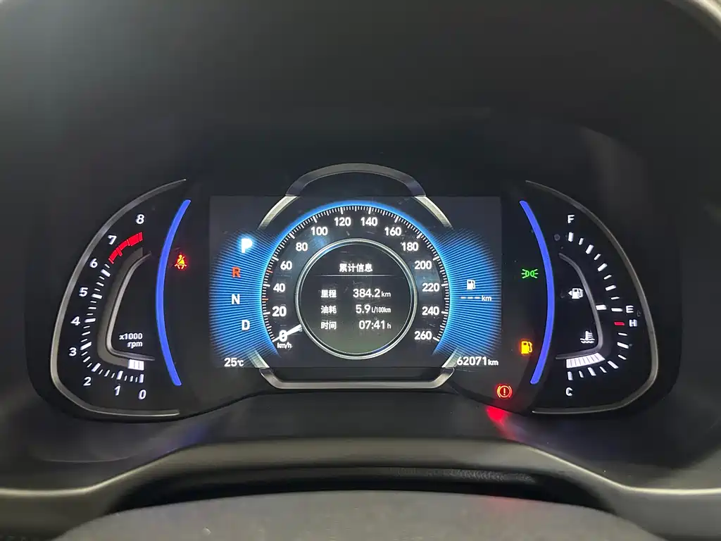 Hyundai Elantra — миниатюра 7