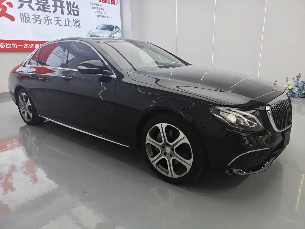 Mercedes-Benz E-Class — миниатюра 3