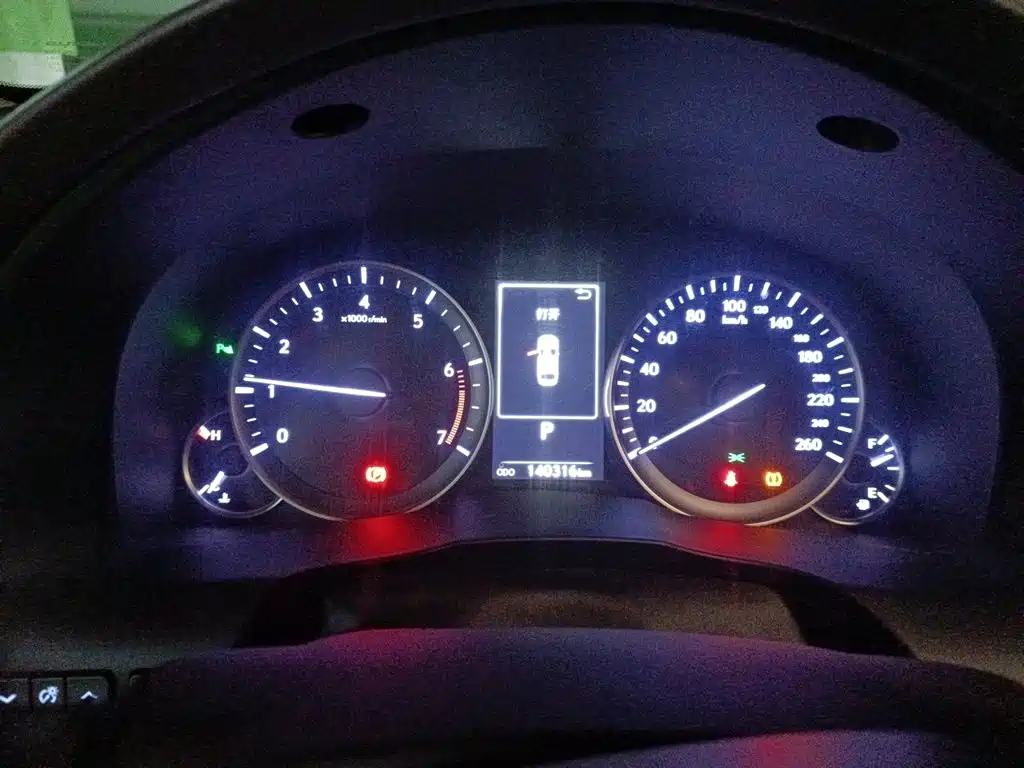 Lexus ES — миниатюра 7